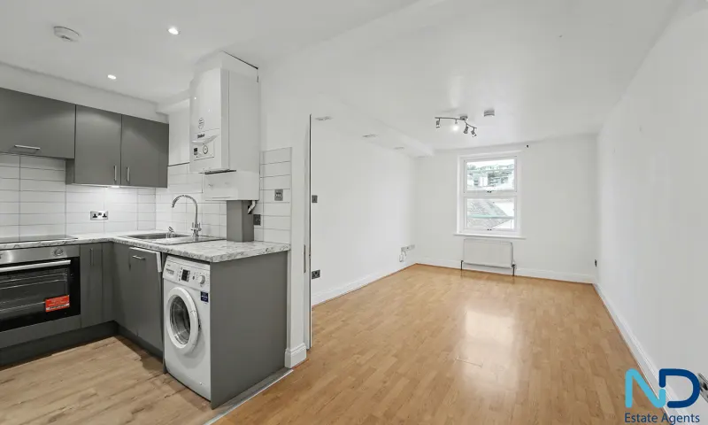 St Helier - Two Bedroom Apartment with Parking, St Helier — photo 5 of 22