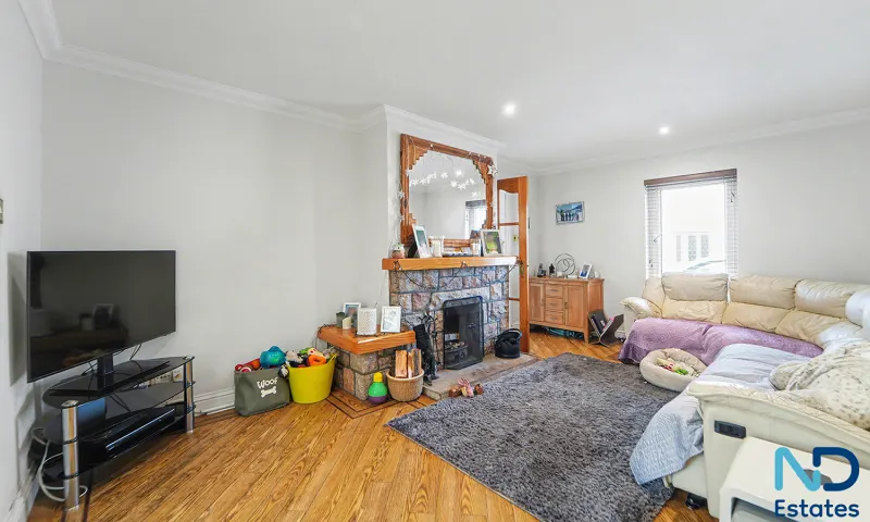 St John - Three Bedroom House with Garage & Garden, St John — photo 2 of 23