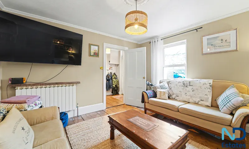 St Helier - Two Bedroom Cottage with Garden and Parking, St Helier — photo 3 of 25