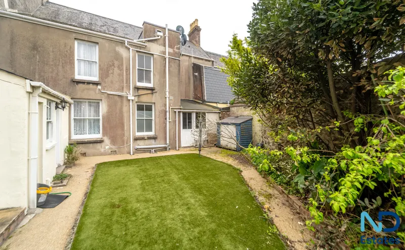 St Helier - Four Bedroom House with Garden, St Helier — photo 2 of 5
