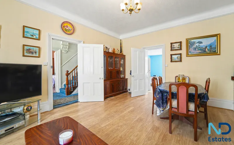 St Helier - Four Bedroom House with Garden, St Helier — photo 4 of 5