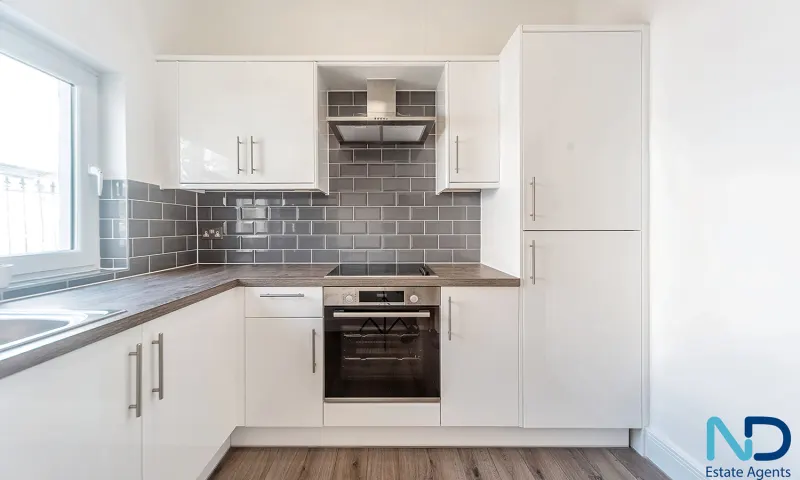 St Helier - One Bedroom Apartment with Parking, St Helier — photo 4 of 19