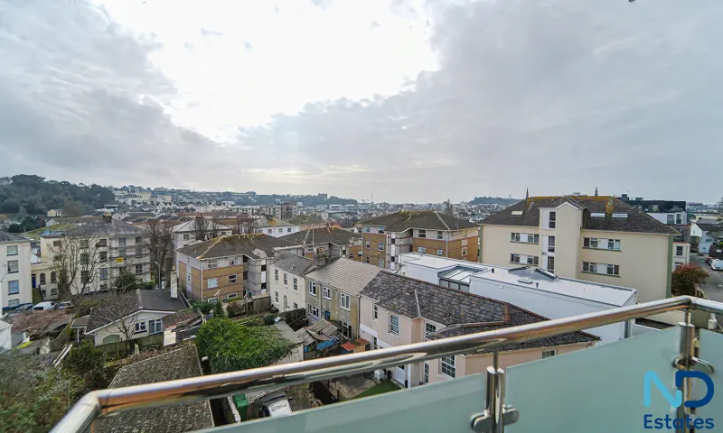 St Helier - One Bedroom Apartment with Views over Town, St Helier — photo 6 of 16