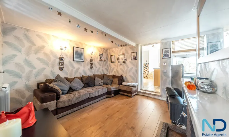 St Helier - Two Bedroom Cottage with Garden, St Helier — photo 3 of 22