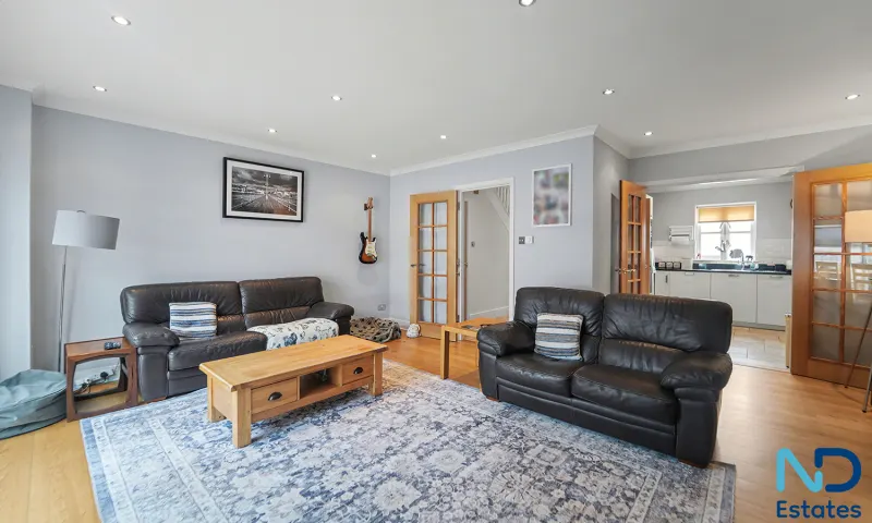 St Saviour - Three Bedroom Semi Detached Home with Garden and Garage, St Saviour — photo 4 of 40