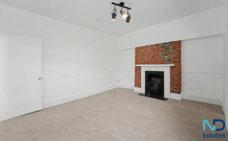 St Helier - 2/3 Bedroom split level Apartment with Private Garden, St Helier — photo 5 of 23
