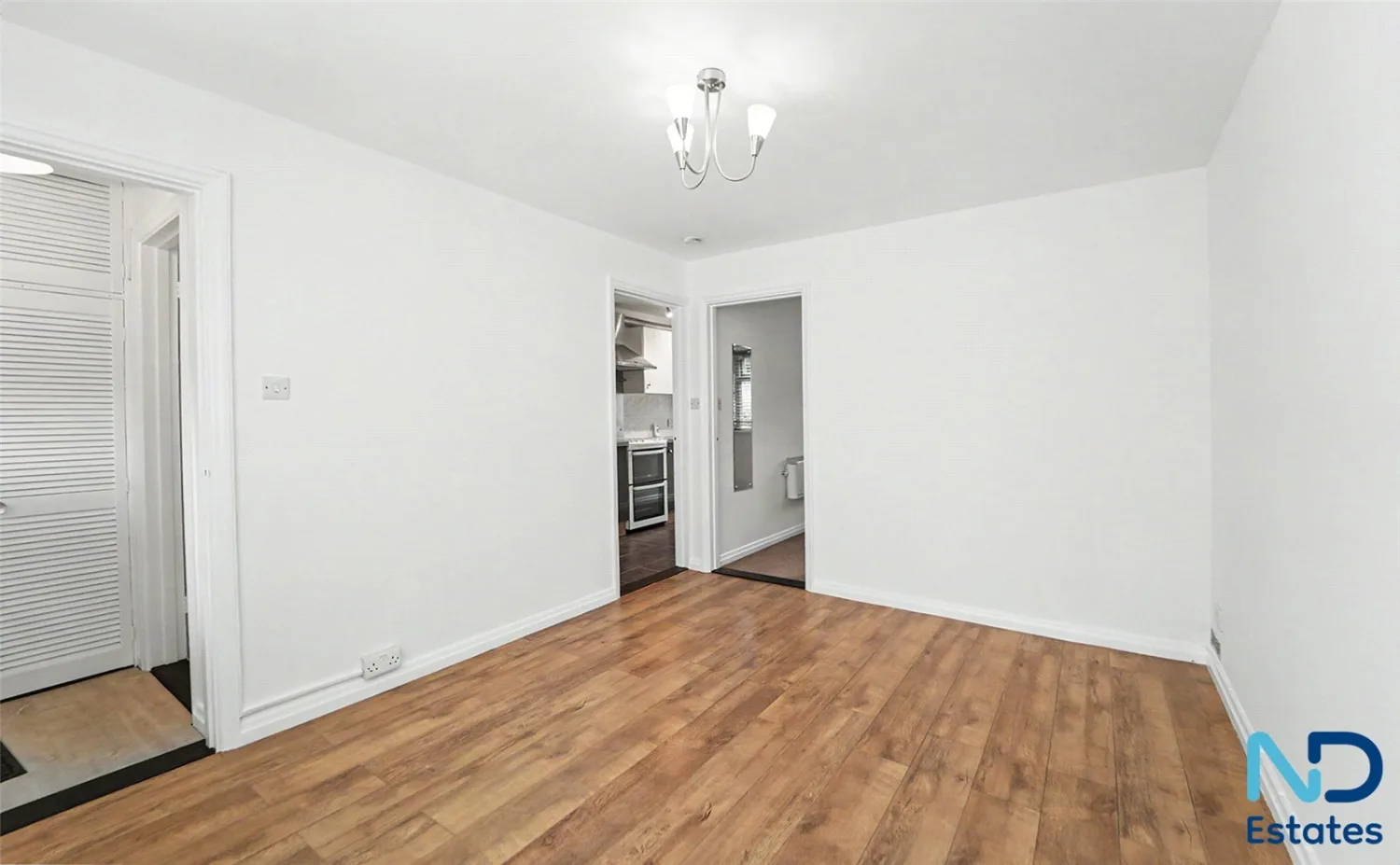 Flat 2, Cotswold Court 29 & A Half, St. Johns Road, St. Helier, JE2 3LD, St Helier — photo 2 of 20