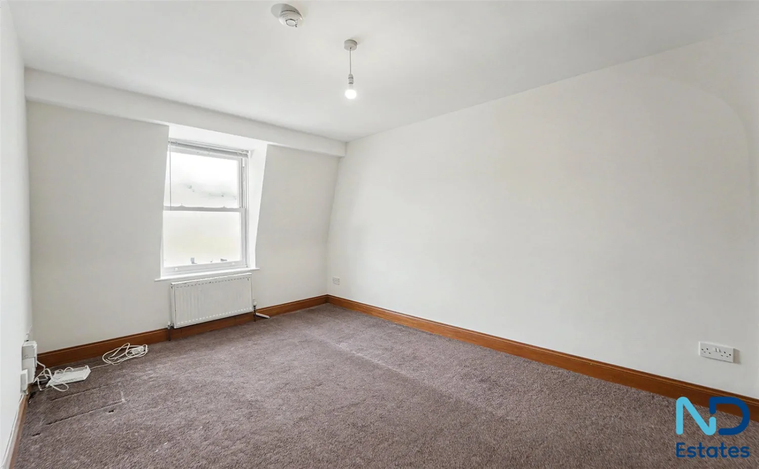2 Bedroom Apartment with Parking, St Helier — photo 2 of 18